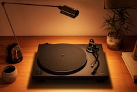 Budget-Friendly Turntable Models Image 4