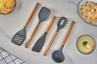 Eco-Friendly Oak-Made Kitchen Utensils