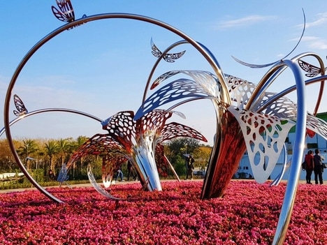 Reflective Public Sculptures