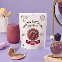 Skin Glow-Promoting Smoothie Powders Image 1