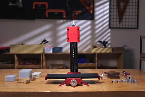 Universal Desktop Milling Machines