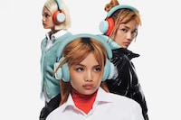 Noise Canceling Headphones Image 2