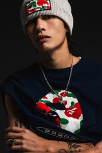 Luxury Pop-Up Streetwear Image 3