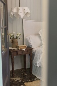 Debut Interior Furnishings Lines Image 3