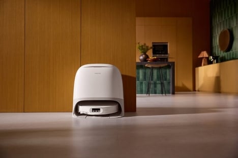 Curved Vacuum Concepts
