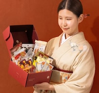 Curated Fall-Inspired Snack Boxes Image 5