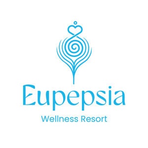 Longevity-Focused Online Wellness Destinations