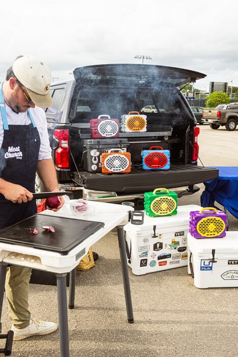 Tailgating-Friendly Speaker Ranges