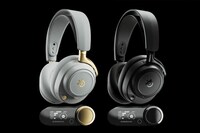 Luxury Gamer Headphone Models Image 3