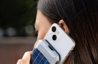 Solar-Powered Power Bank Wallets Image 5