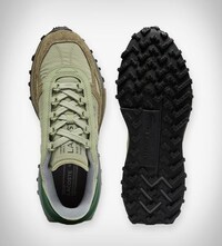 Advanced 70s-Inspired Sneakers Image 3