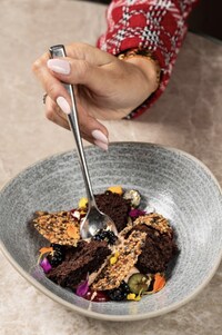 Thanksgiving-Focused Luxury Dining Menus Image 2