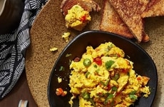 Vegan-Friendly Airline Breakfast Options