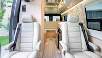 Fashion Lifestyle Camper Vans Image 5