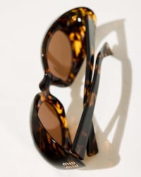 Luxe Limited-Edition Sunglasses Image 2