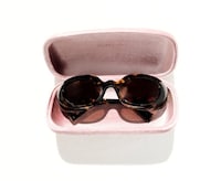 Luxe Limited-Edition Sunglasses Image 3