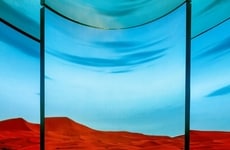 Immersive Luxury Cosmetics Pop-Ups