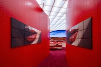 Immersive Luxury Cosmetics Pop-Ups Image 2