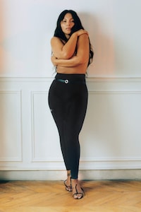 Skincare-Infused Athleisure Lines Image 2