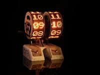 Flowing Light Clocks Image 1