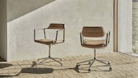Swivelling Chair Collections Image 3