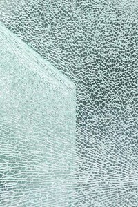 Light-Refracting Glass Tables Image 2