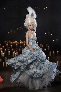 Politically-Inspired Runway Collections Image 3