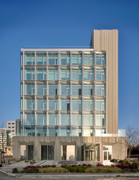 Local Geological History-Inspired Buildings