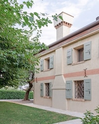 Traditional Stone Farmhouse Extensions Image 2