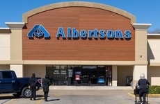 Grocer-Backed Vacation Savings