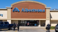 Grocer-Backed Vacation Savings Image 1
