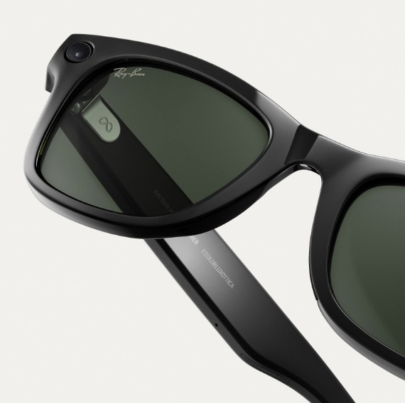 Collaborative Smart Glasses