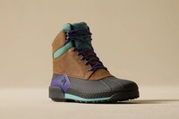 90s Era Hiking Boots