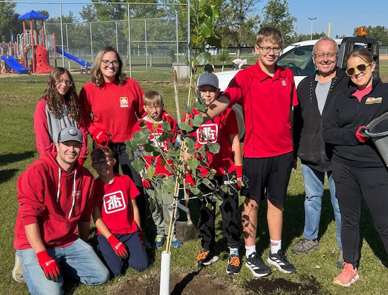 Community-Based Tree Planting Activities Article Thubnail