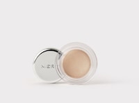 Buildable Cream Eye Shadows Image 4