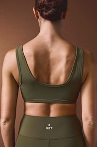Activewear Medical Apparel Crossovers Image 5