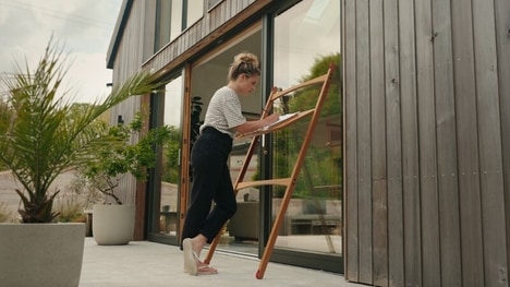 Leaning Portable Workstation Desks
