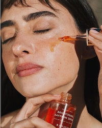 Brightening Saffron Serums Image 1