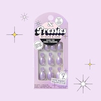 Kid-Friendly Press-On Nails Image 2