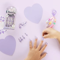Kid-Friendly Press-On Nails Image 3