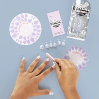 Kid-Friendly Press-On Nails Image 4