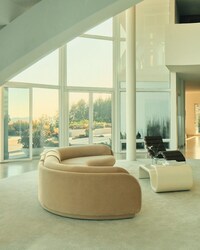 Decadent Lounge Seating Image 3