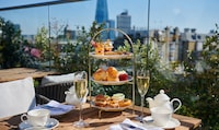 Royalty-Themed Tea Experiences Image 2