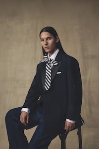 Collaborative Workwear Tailoring Image 3