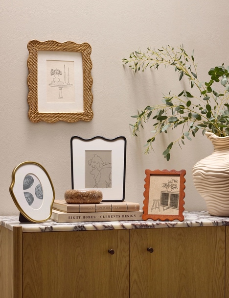 Wavy Lined Picture Frames