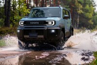 Cubic Off-Road SUV Models Image 2