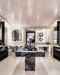 Residential-Inspired Beauty Stores Image 2
