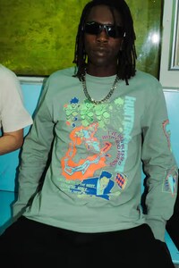 Limited Manga Apparel Image 4