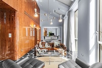 Modern Milan Retreats