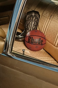 Court Style Capsules Image 4